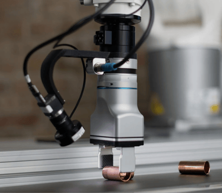 65eecd8920b1b3b54cb79560_kuka-pipe-picking_16x9 1-p-2600